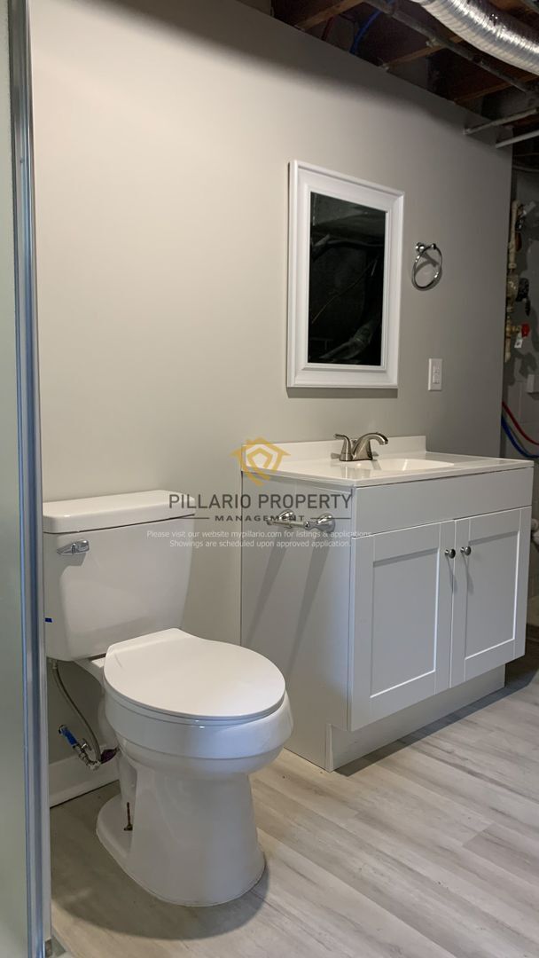 Building Photo - Newly Updated, 4 Bedroom  2 Bathroom Home ...