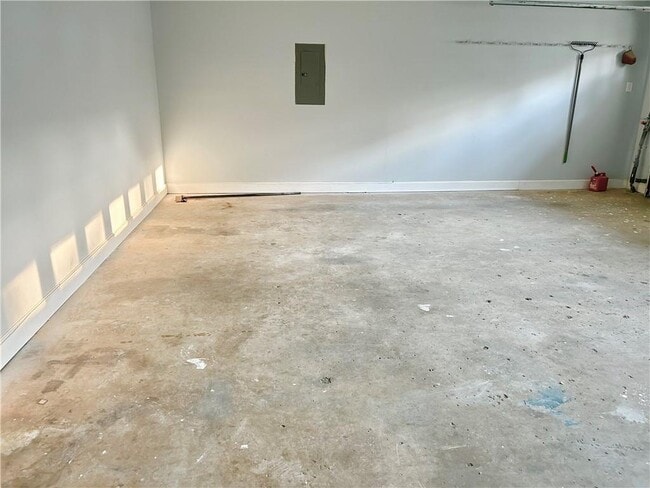 Building Photo - 1468 Sisters Ct