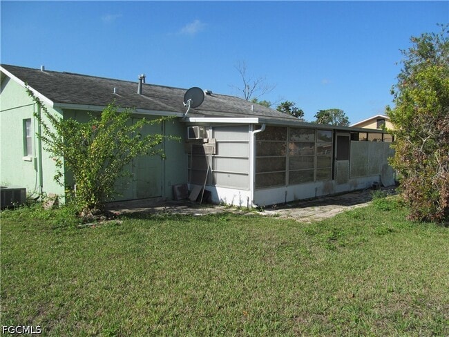 Building Photo - 117 Stetson St