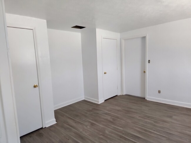 Closets in first bedroom - 4525 Dixie Hwy