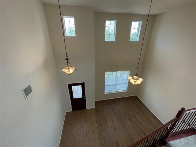 Building Photo - 1013 Camp Verde Dr