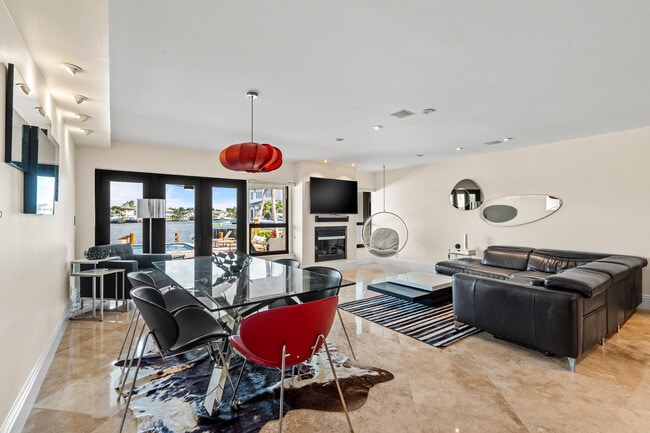 Building Photo - 1005 Bel Air Dr