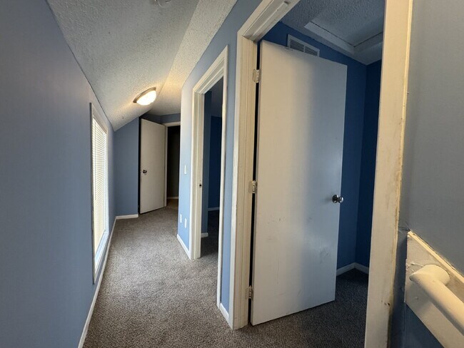 Building Photo - 1518 Park Ave