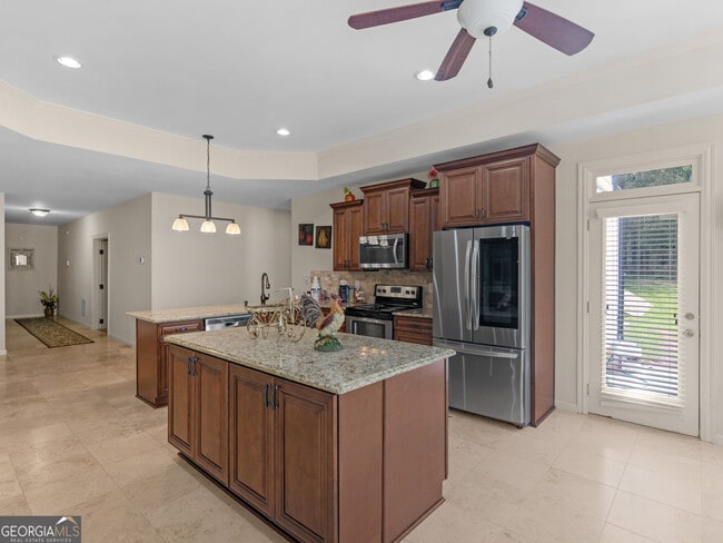 Building Photo - 1695 Whitley Rd