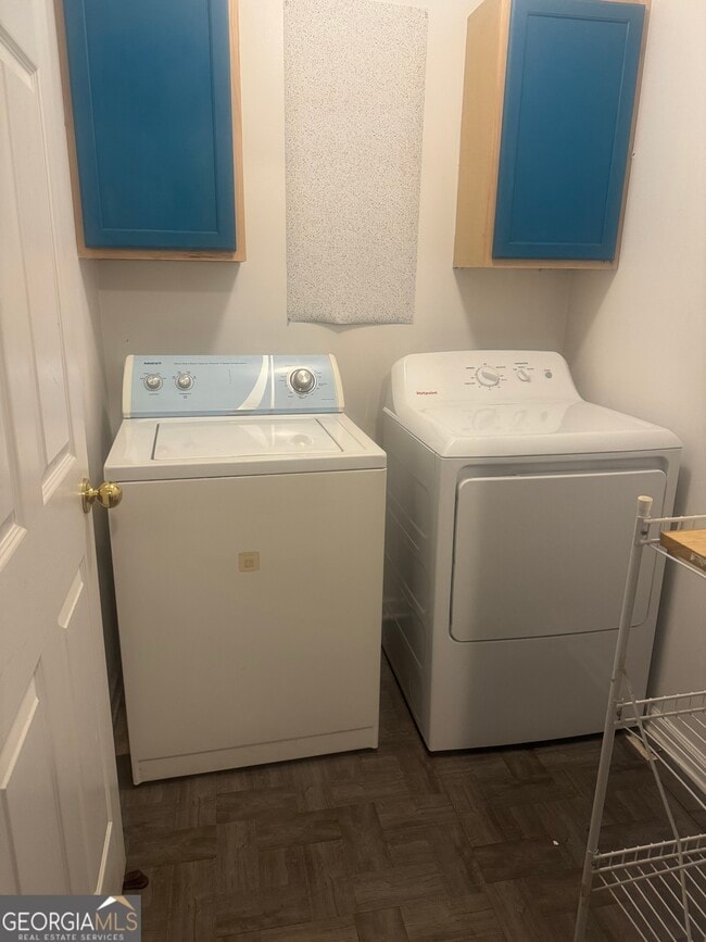 Building Photo - 1579 Madison Ct