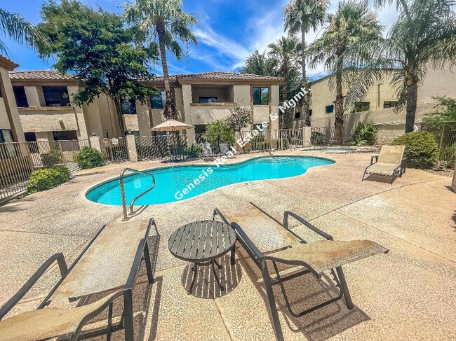 Building Photo - 2bd/2ba condo in Villas at Hacienda Del Sol