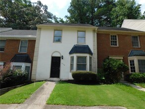 Building Photo - 2775 New S Dr