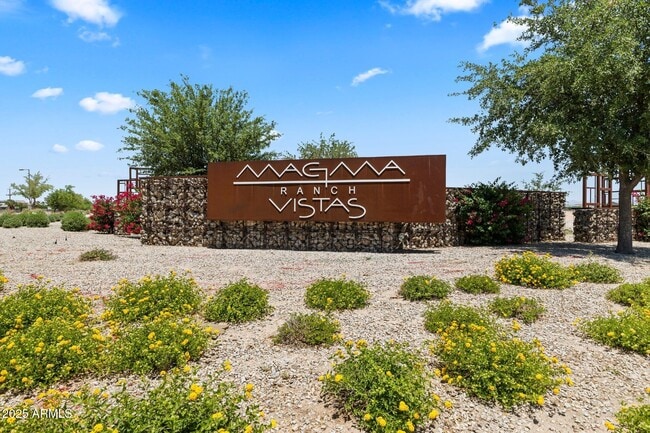 Building Photo - 12219 E Wallflower Ln