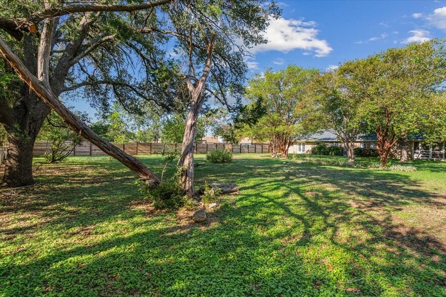 Building Photo - 12205 Midland Walk