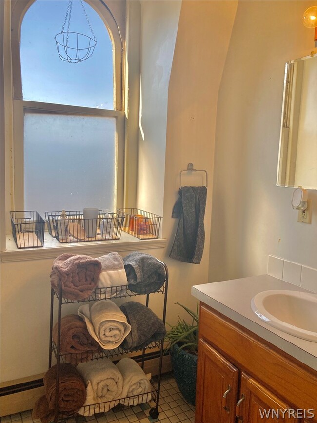 Building Photo - 68 Prospect Ave