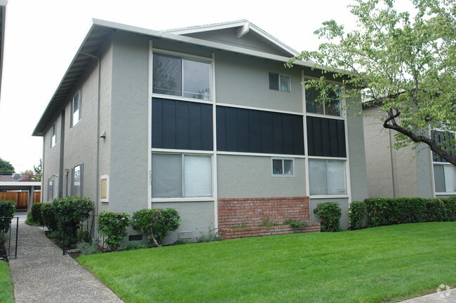 Building Photo - Saratoga Valley Apartment