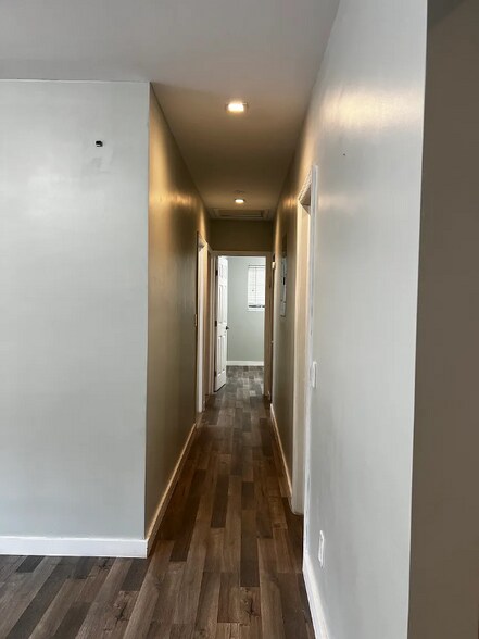 Building Photo - 780 NW 141st St