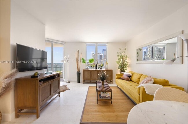 Building Photo - 701 Brickell Key Blvd