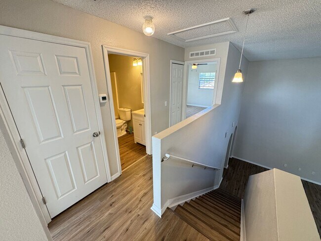 Building Photo - Spacious 4-Bedroom Home with 3 Full Baths in Whispering Trails – Pet Friendly!