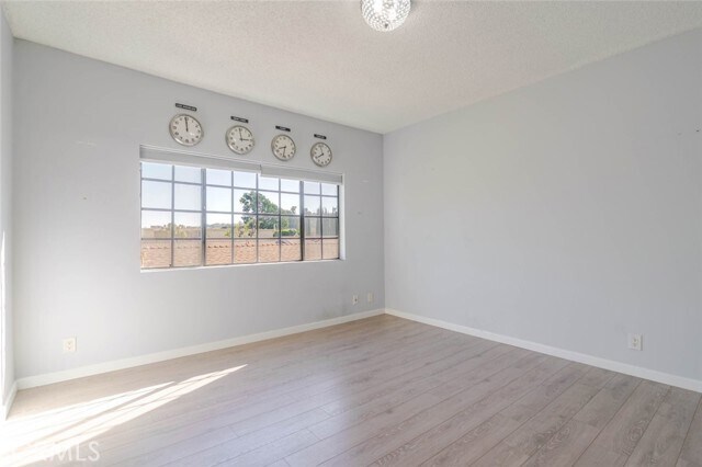 Building Photo - 4430 Noble Ave