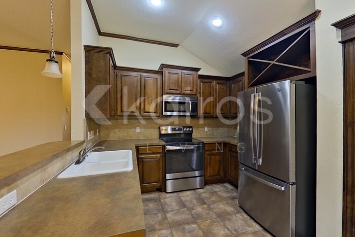 Building Photo - 4920 NW 164th Terrace
