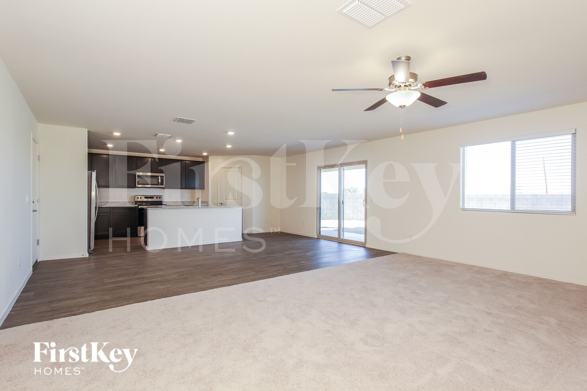 Building Photo - 8434 S 258th Dr