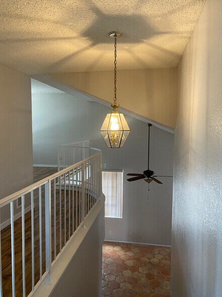 Building Photo - 18837 N 14th Way