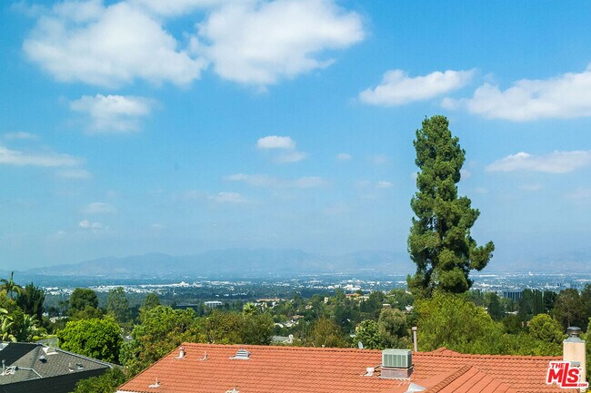 Building Photo - 3643 Ballina Canyon Rd