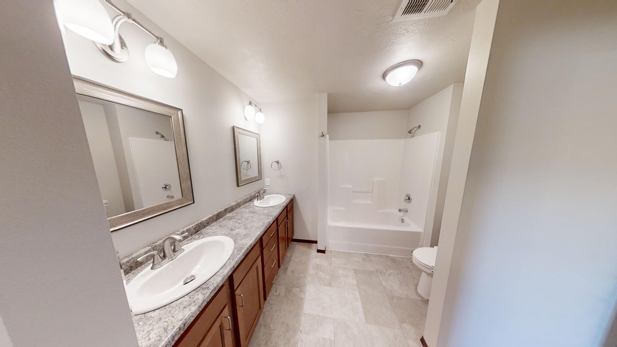 Building Photo - 110 Tanner Ct