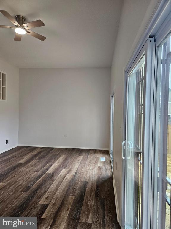 Building Photo - 6322 Bentham Ct