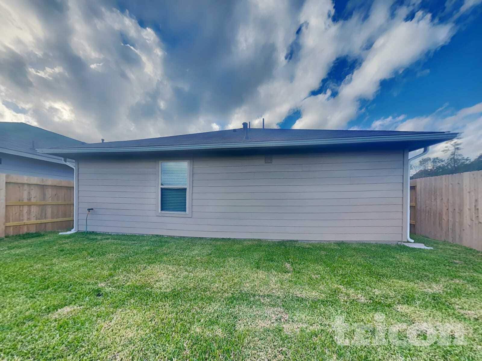 Building Photo - 17151 Quaking Aspen Ln