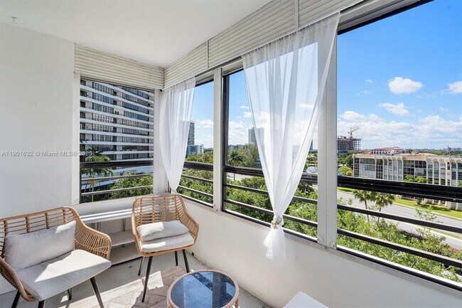 Building Photo - 600 Three Islands Boulevard