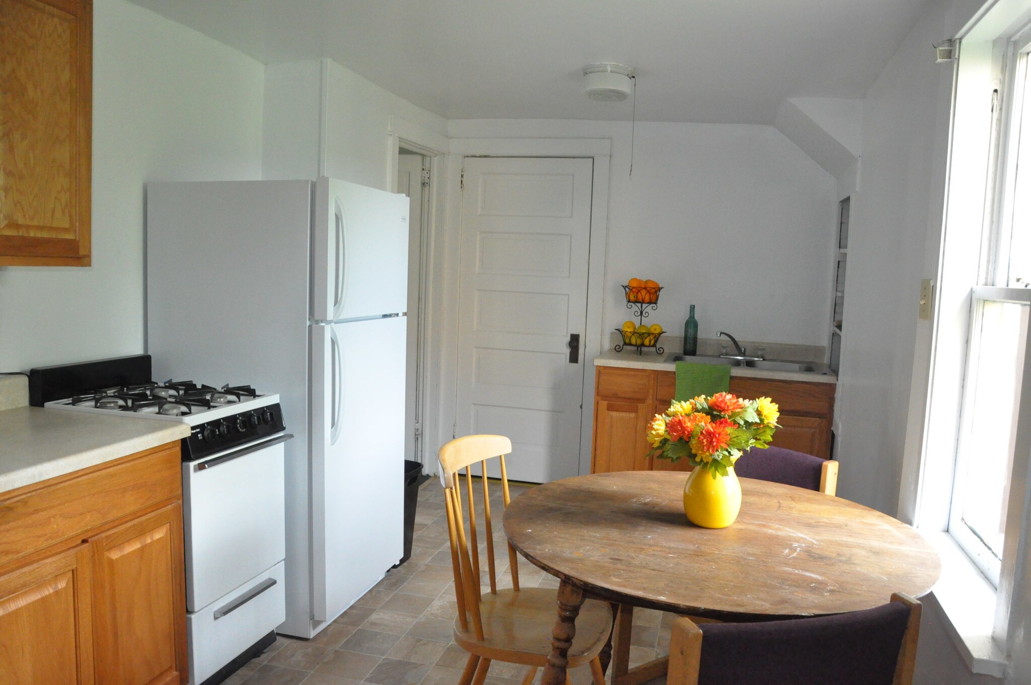 Kitchen - 210 Delaware Ave