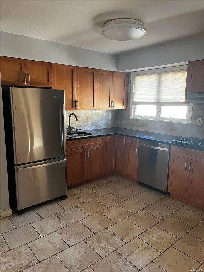 15512 Lahn St 15512 Lahn St Queens NY 11414 Apartment Finder