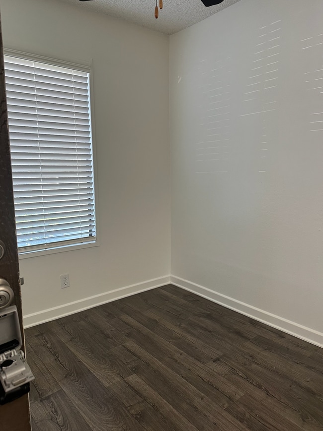 Building Photo - Available now | 1 Bedroom - 1 Bathroom |  Condo in Colton!