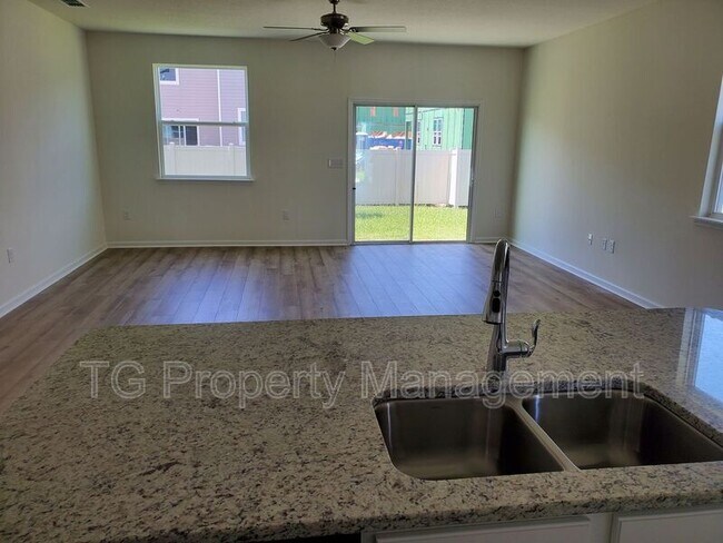 Building Photo - 26 Great Star Ct