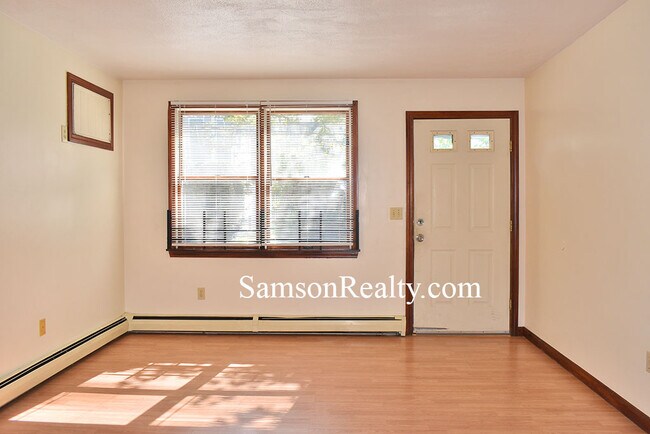 Building Photo - 112 Oakland Ave