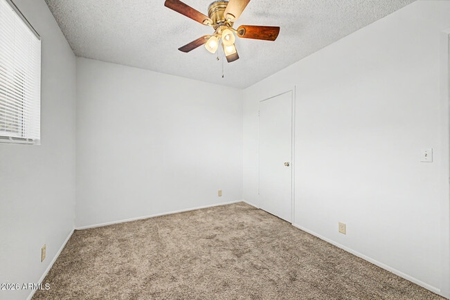 Building Photo - 2931 E Beck Ln