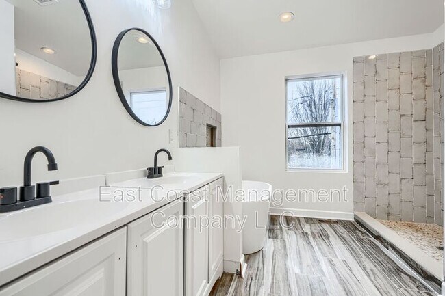 Building Photo - 2535 Shirley Ave