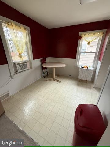 Building Photo - 328 S Broadway