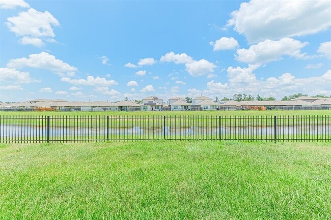 Building Photo - 14657 E Pine Heart Dr