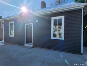 Building Photo - 16 3rd St