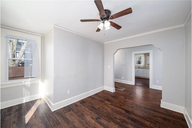 Building Photo - 1908 Paulsen St