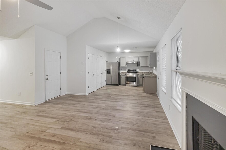 Building Photo - 3427 Waldrop Creek Trl