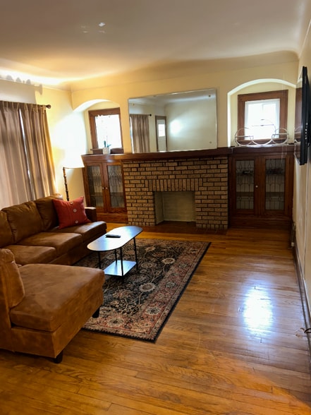 Building Photo - 3484 W 125th St