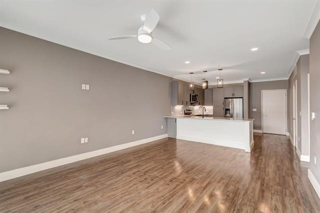 Building Photo - 3517 Windhaven Pkwy