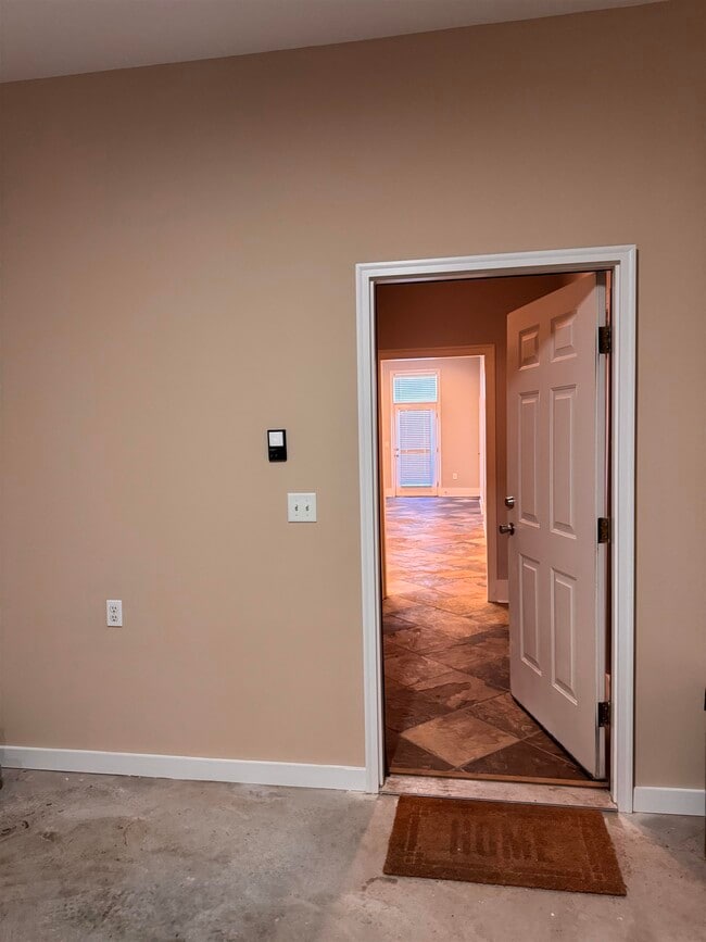 Building Photo - 620 Tennessee St