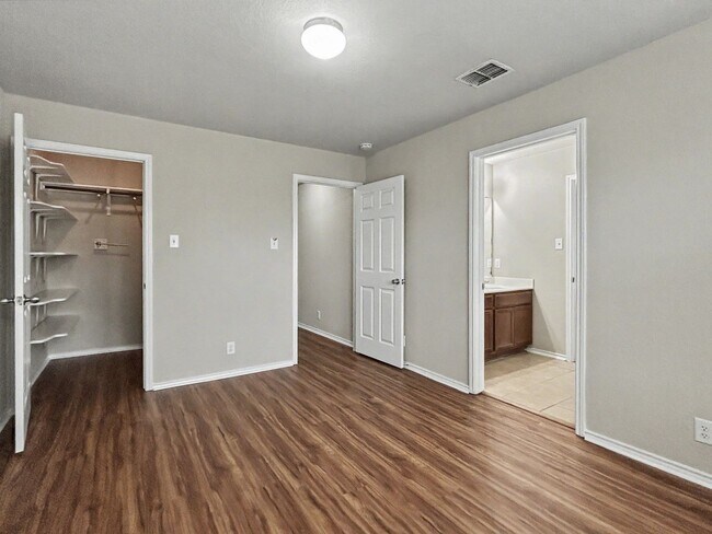 Building Photo - 10406 Boland Bend