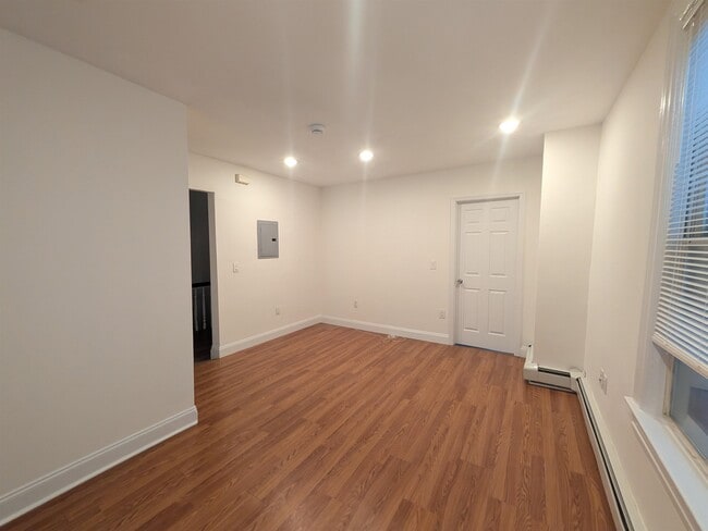 Building Photo - 12 Pollock Ave