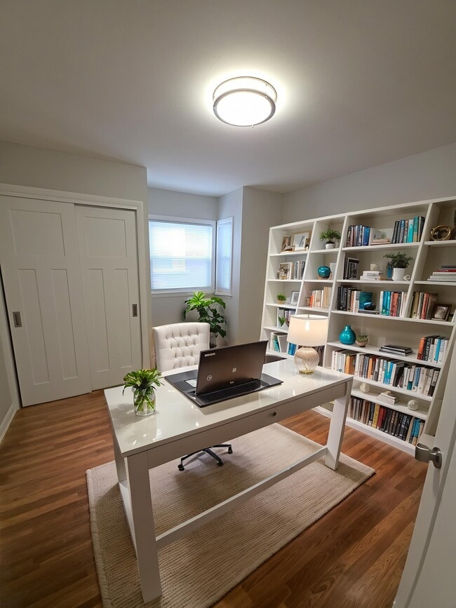 Building Photo - 11817 W North Ave