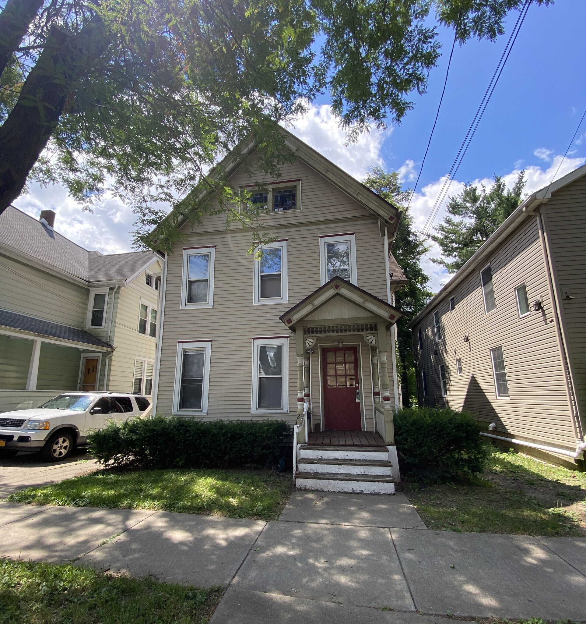 Building Photo - 29 Seminary Ave