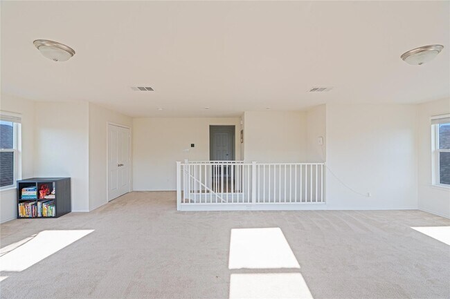 Building Photo - 2950 E Old Settlers Blvd