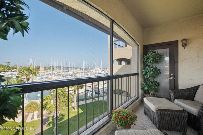 Building Photo - 3114 Harbor Dr