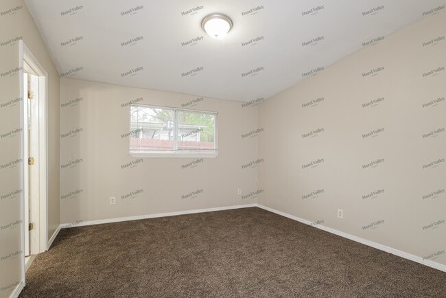Building Photo - 8318 Sagewood Ln
