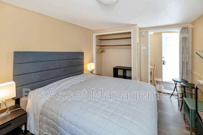 Building Photo - 6606 Aqua Vista Ct